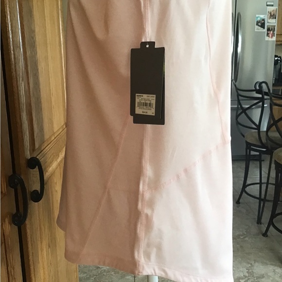 Tek Gear dry Tek women’s top. NWT - Picture 3 of 5